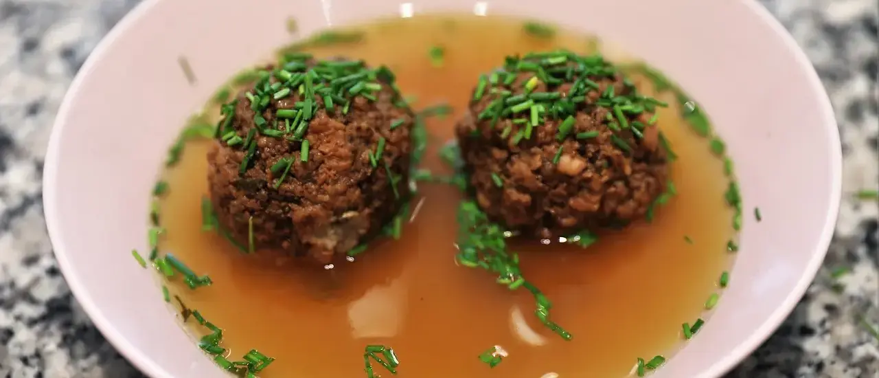 Gâteau de foie de volaille: klassikeren fra Lyon forklaret