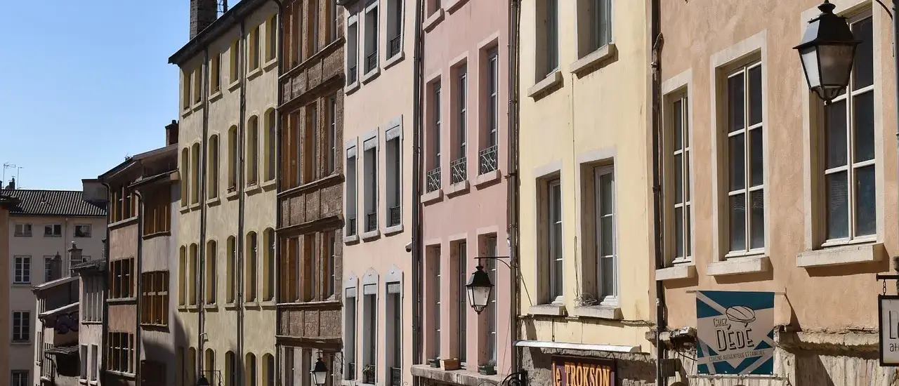 Hvad kendetegner arven fra Théâtre de la Croix-Rousse?