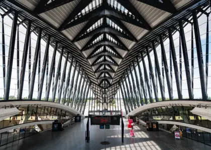 Hvor kan jeg opbevare bagage i Lyon-Saint-Exupéry-lufthavnen (LYS)?