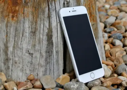 Hvorfor ringer 88 33 19 65?