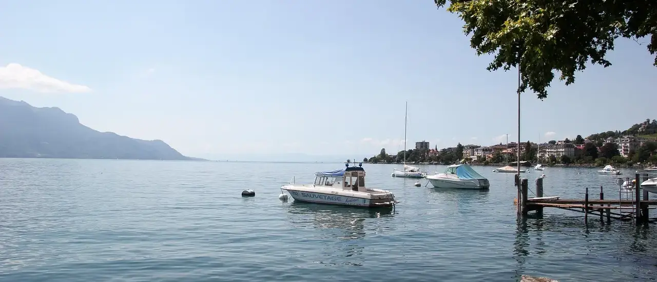 Må man bade i Lac des Eaux Bleues i Miribel?