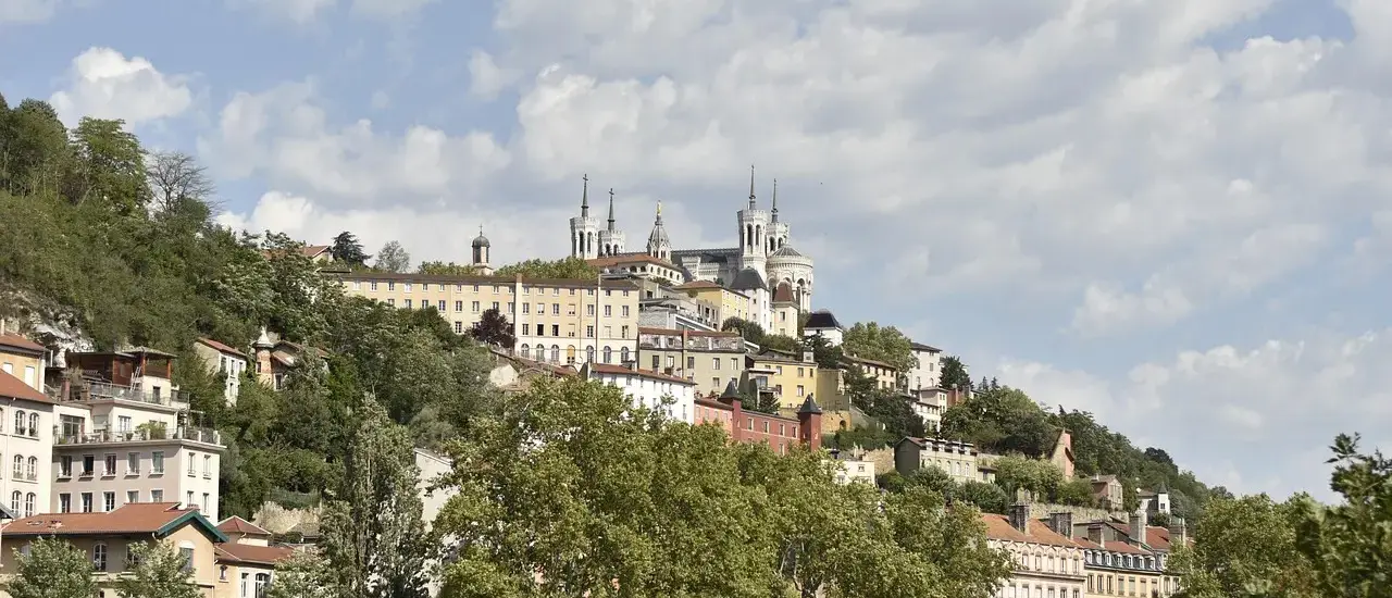 Sådan afkoder du renæssancearkitektur i Vieux Lyon