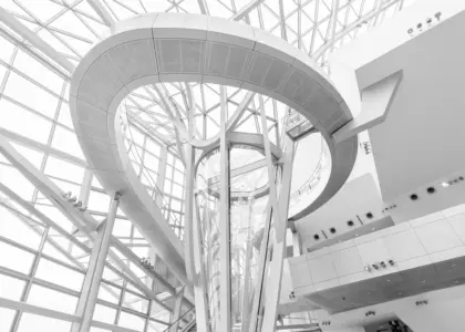 Sejler Vaporettoen i Lyon året rundt?