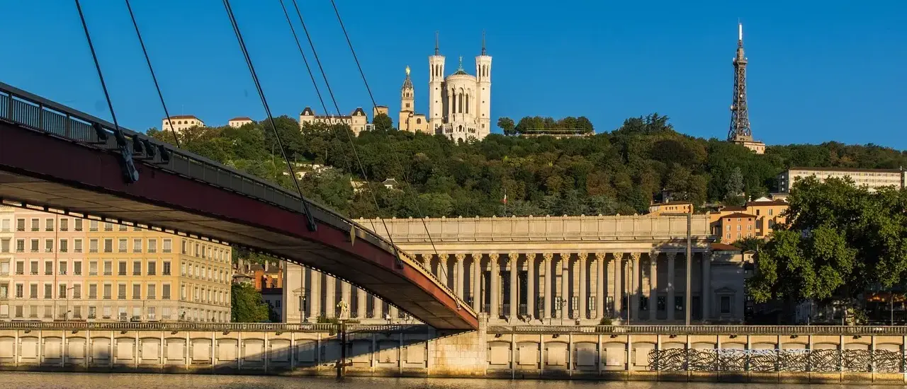 Skal jeg købe Lyon City Card som turist?
